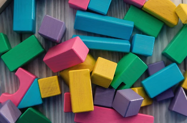 Çocuk ahşap Tasarımcısı'ndan farklı bir form blokları