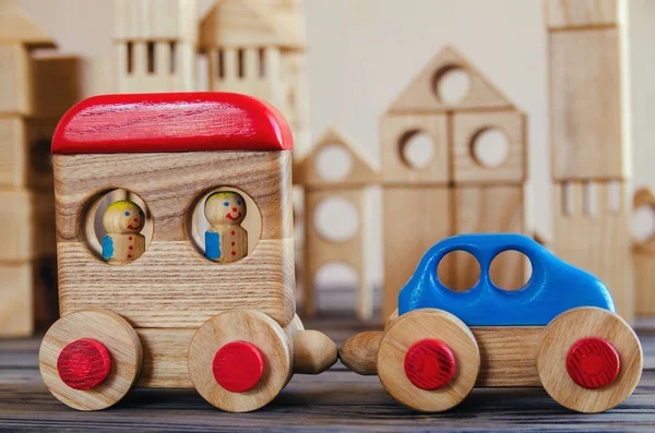 Wooden toys, typewriter with trailer and passengers — 스톡 사진