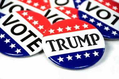 vatansever kampanya oy düğmesine Trump için beyaz yakın çekim
