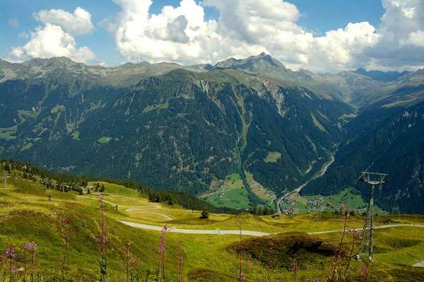 Cordilheira Montanhosa Austríaca Alpes Com Vale Céu Verão Bludenz Áustria — Fotografia de Stock