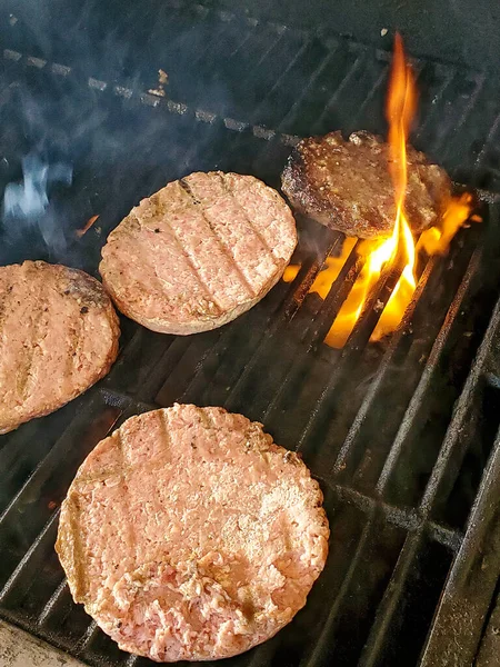 Hamburger Patties Grilling Gas Grill Open Flame — Stock Photo, Image