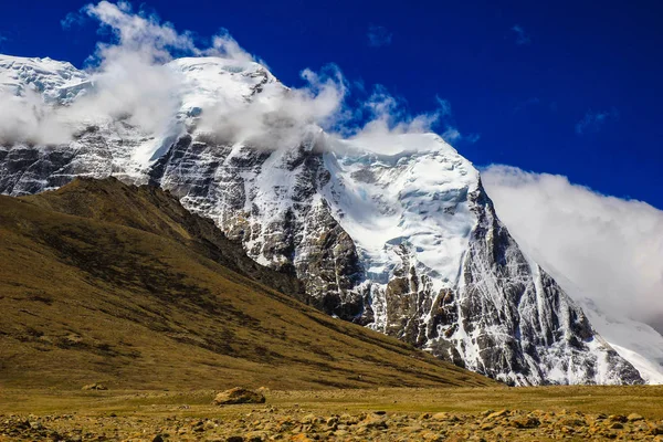 Paysage Ciel Bleu Profond Sommets Glacés Montagnes Himalayennes Avec Des — Photo