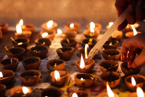 Lampada Terra Diya Illuminazione Con Candele Occasione Diwali Sandhi Pujo — Foto Stock