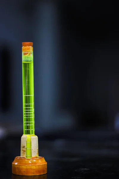 Gelbe Flüssigkeit Reagenzglas Zur Messung Von Albumin Urin — Stockfoto