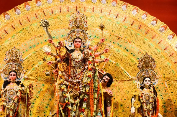 Ekim 2018, Kalküta, Hindistan. Tanrıça Durga Idol, Kolkata, Hindistan'da Durga Puja bir Hindu ritüel ibadet — Stok fotoğraf