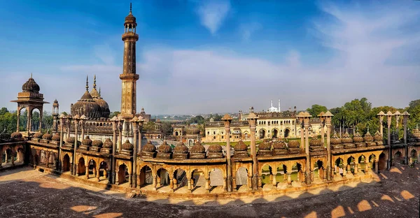 lucknow şehir scape ufuk bara imambara üstünden izlendi. lucknow turizm
