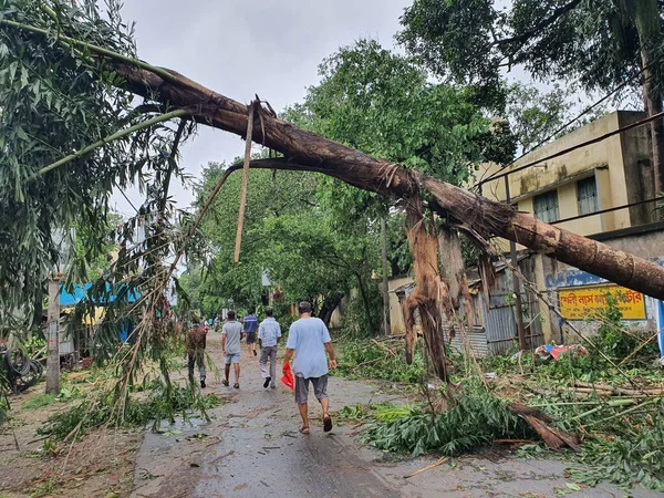 Mai 2020 Narendrapur Westbengalen Indien Als Folge Des Zyklons Amphun lizenzfreie Stockbilder