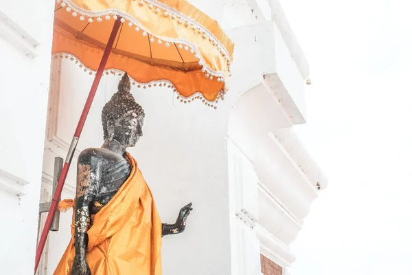 Estátua Buda Tailandesa Antigo — Fotografia de Stock