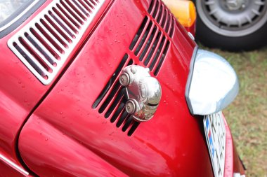 Yaslo, Polonya - 1 Temmuz 2018: geri aydınlık ve araba Vw beetle, tampon. Toplama ve eski arabalar restorasyonu. Airshow, Retro otomobil.