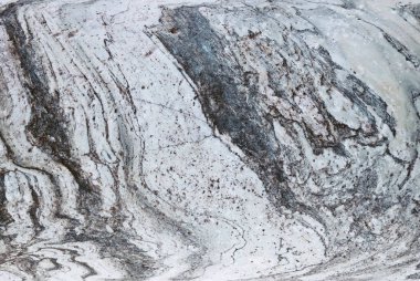 Plaka mermer siyah ve beyaz tonları yapılır. Yumuşak doku tasarım ve dekorasyon için. Doğal yapı malzemesi. Taşın üstünde doğal desenler. Zemin ve duvarlar için seramik plakalar.