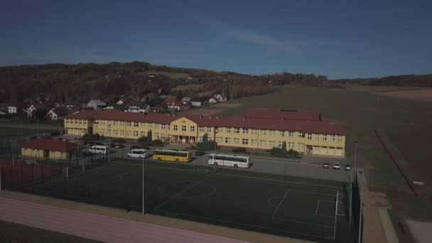 Wisniowa Polonia 2018 Complejo Deportivo Escuela Abierta Panorama Los Campos — Vídeo de stock
