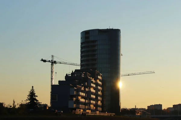 Rzeszów Polska 2018 Budowa Wysoki Budynek Wielokondygnacyjny Wieżowiec Wyposażone Metalowe — Zdjęcie stockowe