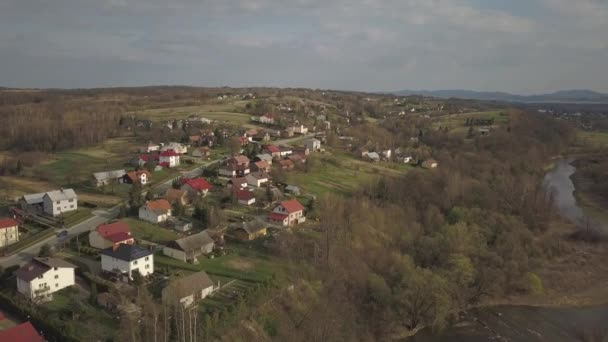 Panorama Volo Uccello Europa Centrale Villaggio Polacco Trova Tra Verdi — Video Stock