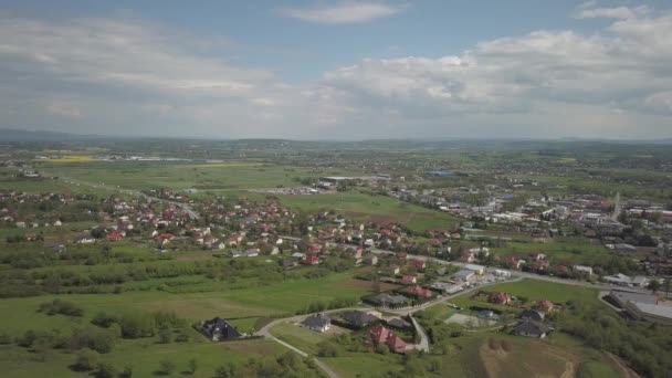 Kuş Bakışı Panoraması Orta Avrupa Polonya Köyü Yeşil Tepeler Nehir — Stok video