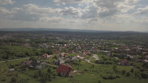 Panorama Volo Uccello Europa Centrale Città Villaggio Trova Tra Verdi — Video Stock