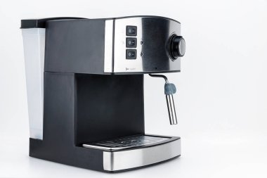 Kopya alanı ile beyaz arka planda espresso kahve makinesi