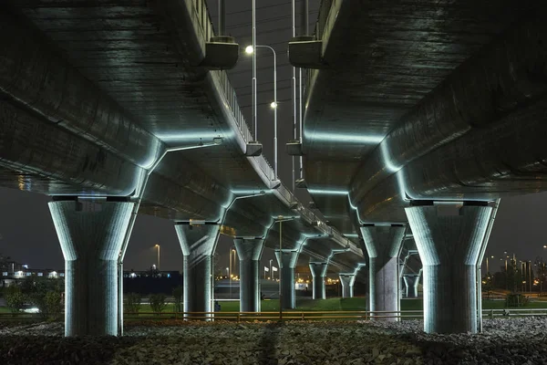 Ponte Iluminada Noite Malmo Suécia — Fotografia de Stock