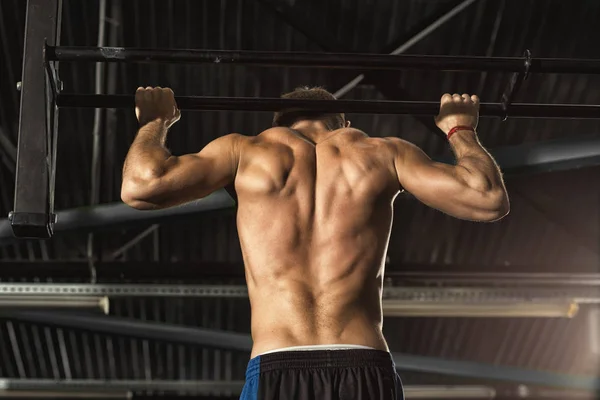 Músculos Espalda Vista Trasera Hombre Sin Camisa Con Cuerpo Muscular —  Fotos de Stock