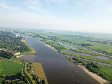 Bremen, Almanya - 1 Haziran 2019: Bremen'in havadan görünümü