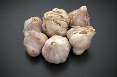 Okinawa bölgesinden Shima nin 'niku adında bir sarımsak..