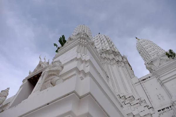 Templi Tailandesi Bella Pagoda Bianca Sono Bei Disegni Stucco Antica — Foto Stock