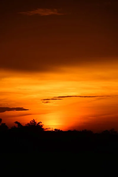 Hemel Veld Wolken Sunset Zonsondergang Landschap Veld Hemel Met Donkere — Stockfoto