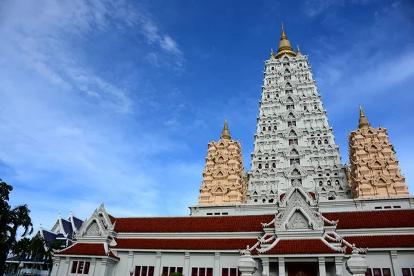 Thai Muster Mit Goldener Dekoration Ein Schöner Tempel Mit Klarem — Stockfoto