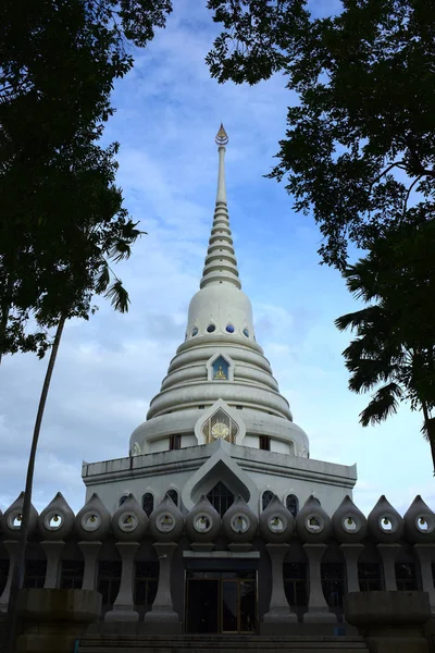 Motif Thaïlandais Avec Décoration Couleur Dorée Beau Temple Avec Ciel — Photo