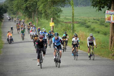 Amatör Bisiklet sporcular yapmak en iyi şekilde bisiklet yarışı sadaka gezi çabalarını 