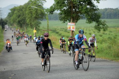 Amatör Bisiklet sporcular yapmak en iyi şekilde bisiklet yarışı sadaka gezi çabalarını 