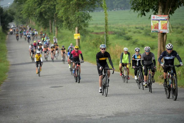 Atletas Amadores Bicicleta Aproveitam Máximo Seus Esforços Corrida Bicicleta Charity — Fotografia de Stock