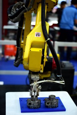 Yeni makine üreticileri ve ithalatçıları ağır sanayi için. Kabine katılın. Bangkok, Tayland, endüstriyel makine gösteri Haziran 20-24, 2018.