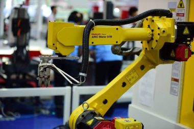 Yeni makine üreticileri ve ithalatçıları ağır sanayi için. Kabine katılın. Bangkok, Tayland, endüstriyel makine gösteri Haziran 20-24, 2018.