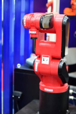 Yeni makine üreticileri ve ithalatçıları ağır sanayi için. Kabine katılın. Bangkok, Tayland, endüstriyel makine gösteri Haziran 20-24, 2018.