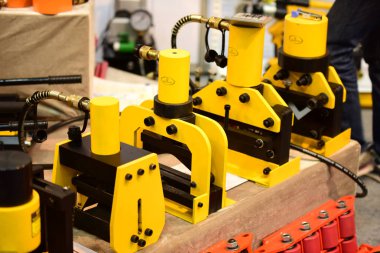 Yeni makine üreticileri ve ithalatçıları ağır sanayi için. Kabine katılın. Bangkok, Tayland, endüstriyel makine gösteri Haziran 20-24, 2018.