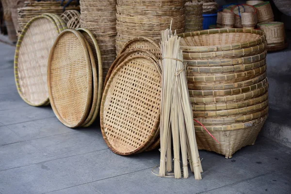 Rieten Mand Van Marketrattan Rotan Bamboe Handwerk Met Hand Gemaakt — Stockfoto