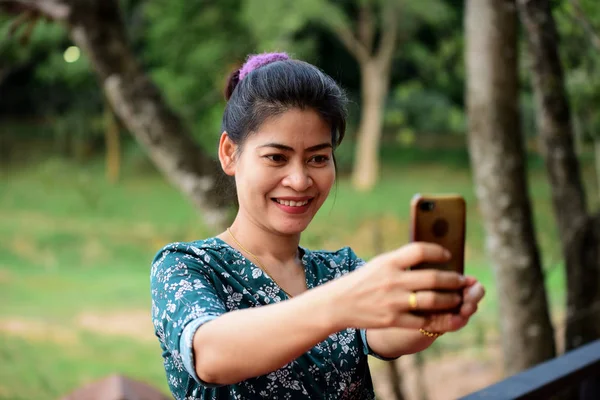 Portrait Attractive Caucasian Smiling Woman — Stock Photo, Image