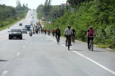 Amatör Bisiklet sporcular yapmak en iyi şekilde bisiklet yarışı sadaka gezi çabalarını 