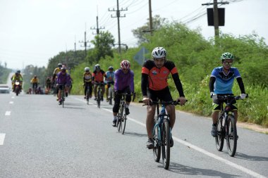 Pluak Daeng farklı gruplardan amatör sporcular etkinliğe katılan. Sağlığı geliştirme ve Pluakdaeng bölgesinde, 24 Haziran 2018: Rayong, Tayland insanlar uyuşturucu direnmeye.
