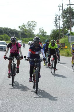 Pluak Daeng farklı gruplardan amatör sporcular etkinliğe katılan. Sağlığı geliştirme ve Pluakdaeng bölgesinde, 24 Haziran 2018: Rayong, Tayland insanlar uyuşturucu direnmeye.
