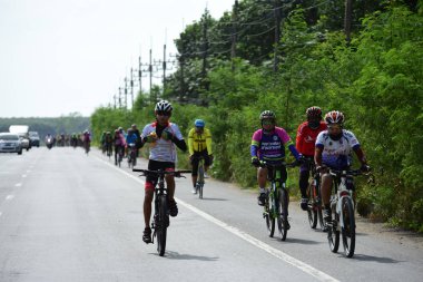 Pluak Daeng farklı gruplardan amatör sporcular etkinliğe katılan. Sağlığı geliştirme ve Pluakdaeng bölgesinde, 24 Haziran 2018: Rayong, Tayland insanlar uyuşturucu direnmeye.