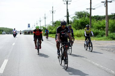 Pluak Daeng farklı gruplardan amatör sporcular etkinliğe katılan. Sağlığı geliştirme ve Pluakdaeng bölgesinde, 24 Haziran 2018: Rayong, Tayland insanlar uyuşturucu direnmeye.