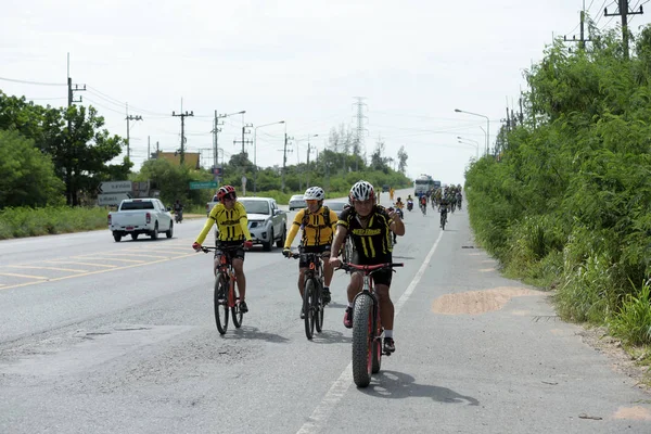 Pluak Daeng farklı gruplardan amatör sporcular etkinliğe katılan. Sağlığı geliştirme ve Pluakdaeng bölgesinde, 24 Haziran 2018: Rayong, Tayland insanlar uyuşturucu direnmeye.