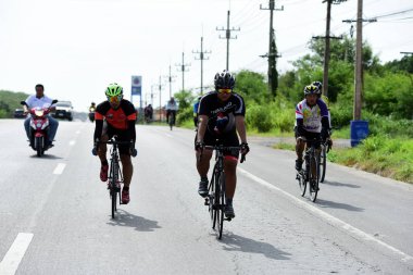Pluak Daeng farklı gruplardan amatör sporcular etkinliğe katılan. Sağlığı geliştirme ve Pluakdaeng bölgesinde, 24 Haziran 2018: Rayong, Tayland insanlar uyuşturucu direnmeye.
