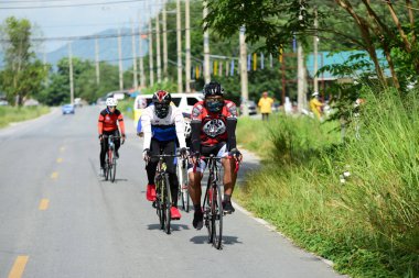 Pluak Daeng farklı gruplardan amatör sporcular etkinliğe katılan. Sağlığı geliştirme ve Pluakdaeng bölgesinde, 24 Haziran 2018: Rayong, Tayland insanlar uyuşturucu direnmeye.
