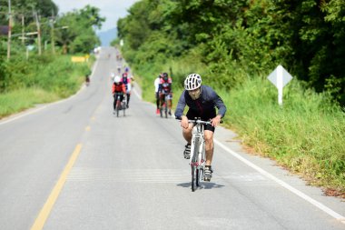 Pluak Daeng farklı gruplardan amatör sporcular etkinliğe katılan. Sağlığı geliştirme ve Pluakdaeng bölgesinde, 24 Haziran 2018: Rayong, Tayland insanlar uyuşturucu direnmeye.