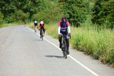 Pluak Daeng farklı gruplardan amatör sporcular etkinliğe katılan. Sağlığı geliştirme ve Pluakdaeng bölgesinde, 24 Haziran 2018: Rayong, Tayland insanlar uyuşturucu direnmeye.