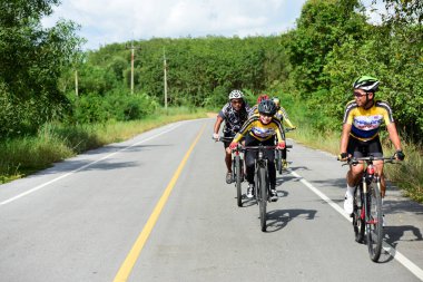 Pluak Daeng farklı gruplardan amatör sporcular etkinliğe katılan. Sağlığı geliştirme ve Pluakdaeng bölgesinde, 24 Haziran 2018: Rayong, Tayland insanlar uyuşturucu direnmeye.