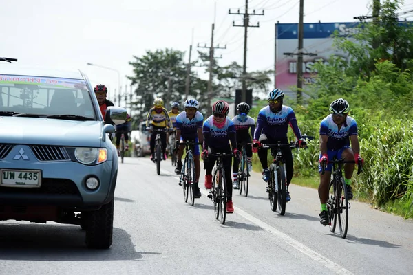 Pluak Daeng farklı gruplardan amatör sporcular etkinliğe katılan. Sağlığı geliştirme ve Pluakdaeng bölgesinde, 24 Haziran 2018: Rayong, Tayland insanlar uyuşturucu direnmeye.