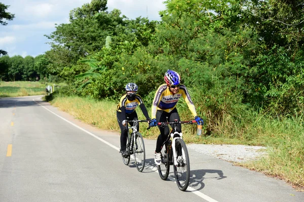 Pluak Daeng farklı gruplardan amatör sporcular etkinliğe katılan. Sağlığı geliştirme ve Pluakdaeng bölgesinde, 24 Haziran 2018: Rayong, Tayland insanlar uyuşturucu direnmeye.